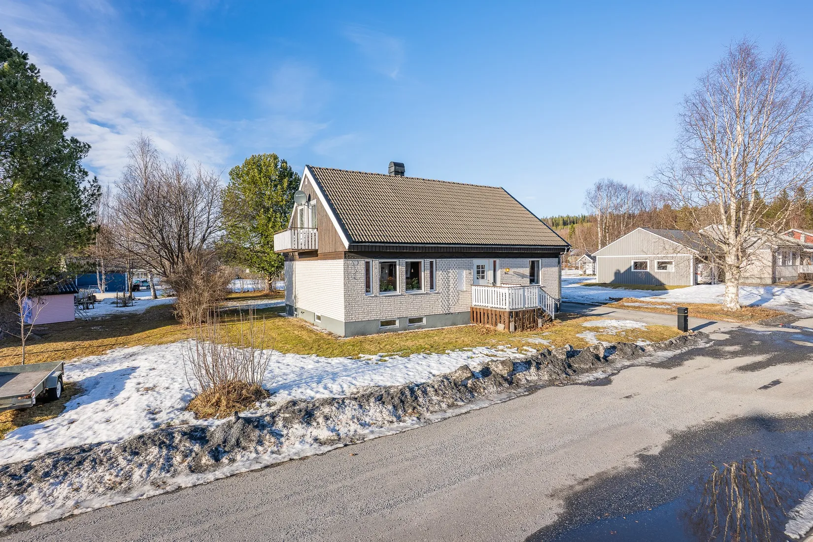 Villa, Åkervägen 1, Bjurholm