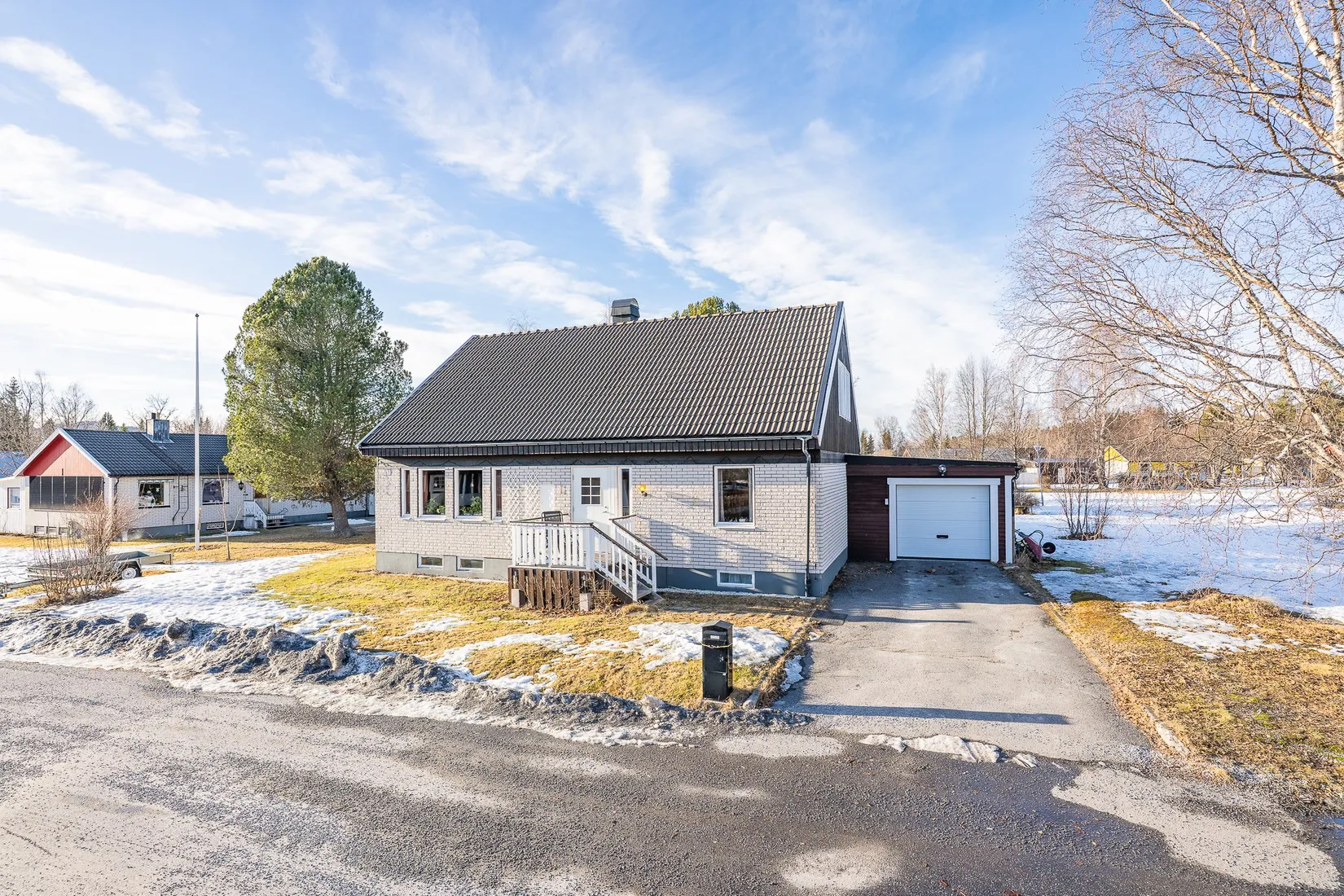 Villa, Åkervägen 1, Bjurholm