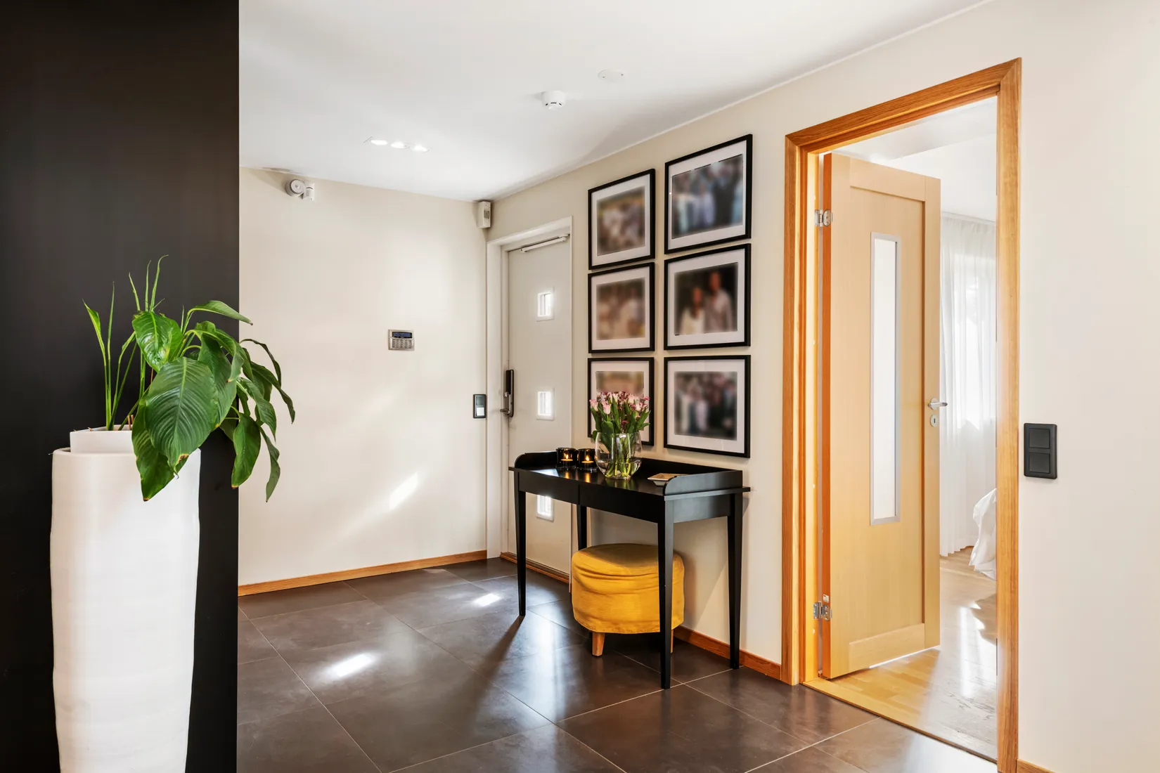 Villa, Radhus, Blockvägen 3, Vallabrink, Täby