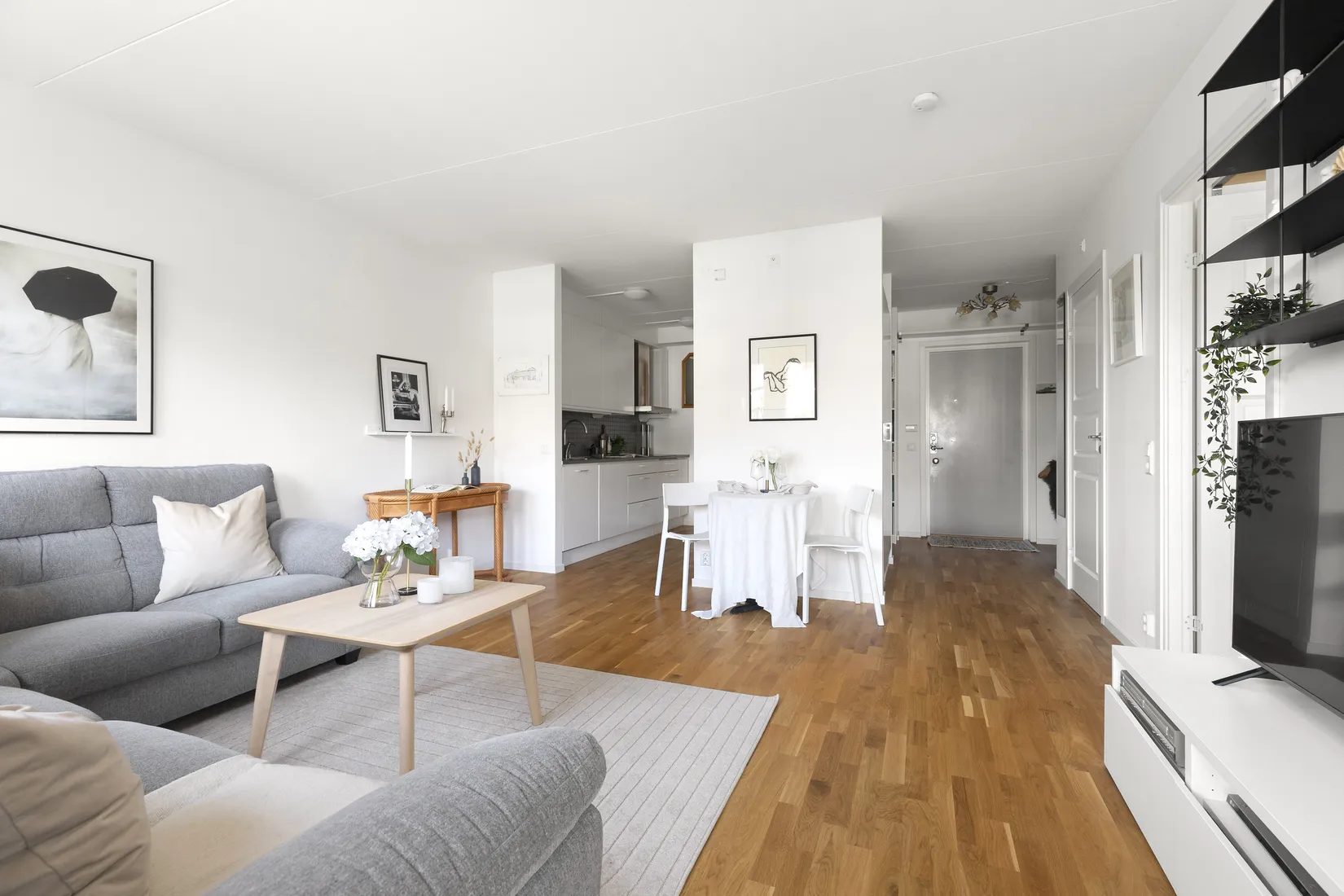 Bostadsrätt, Storgatan 76B, vån 4, Huvudsta, Solna