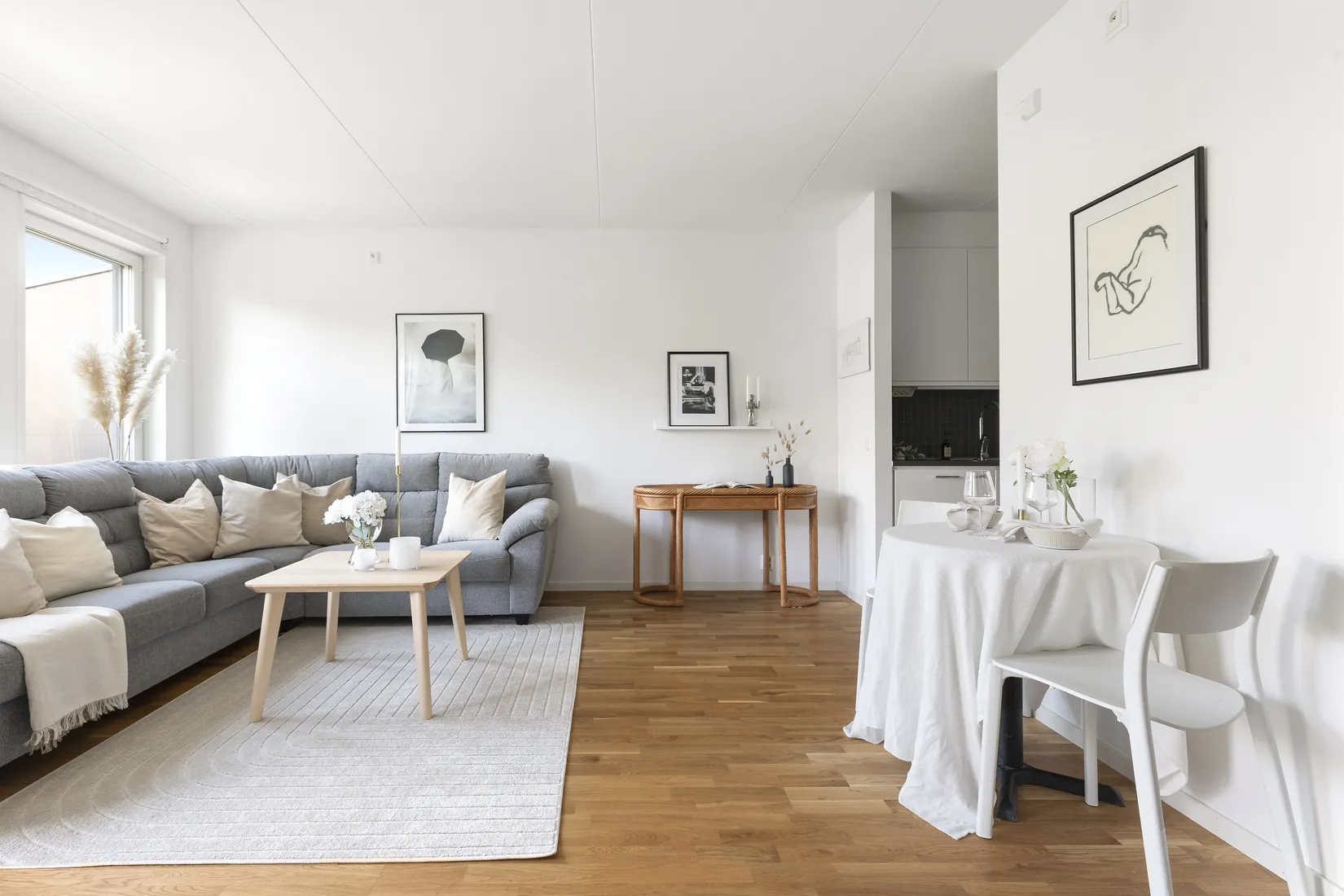 Bostadsrätt, Storgatan 76B, vån 4, Huvudsta, Solna