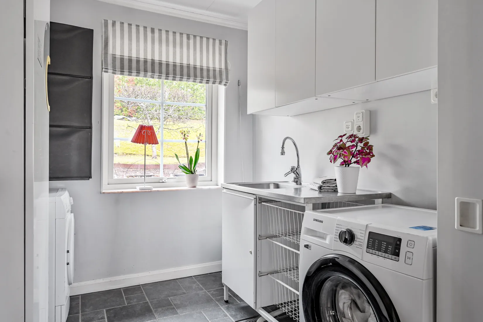 Villa, Konvaljvägen 8, Holmen, Sigtuna