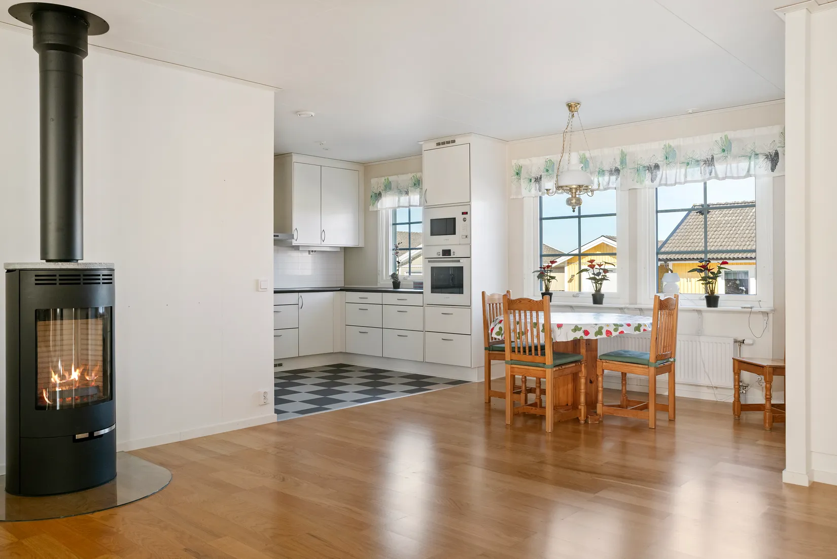 Villa, Vinbärssvängen 25, Brösarp, Tomelilla