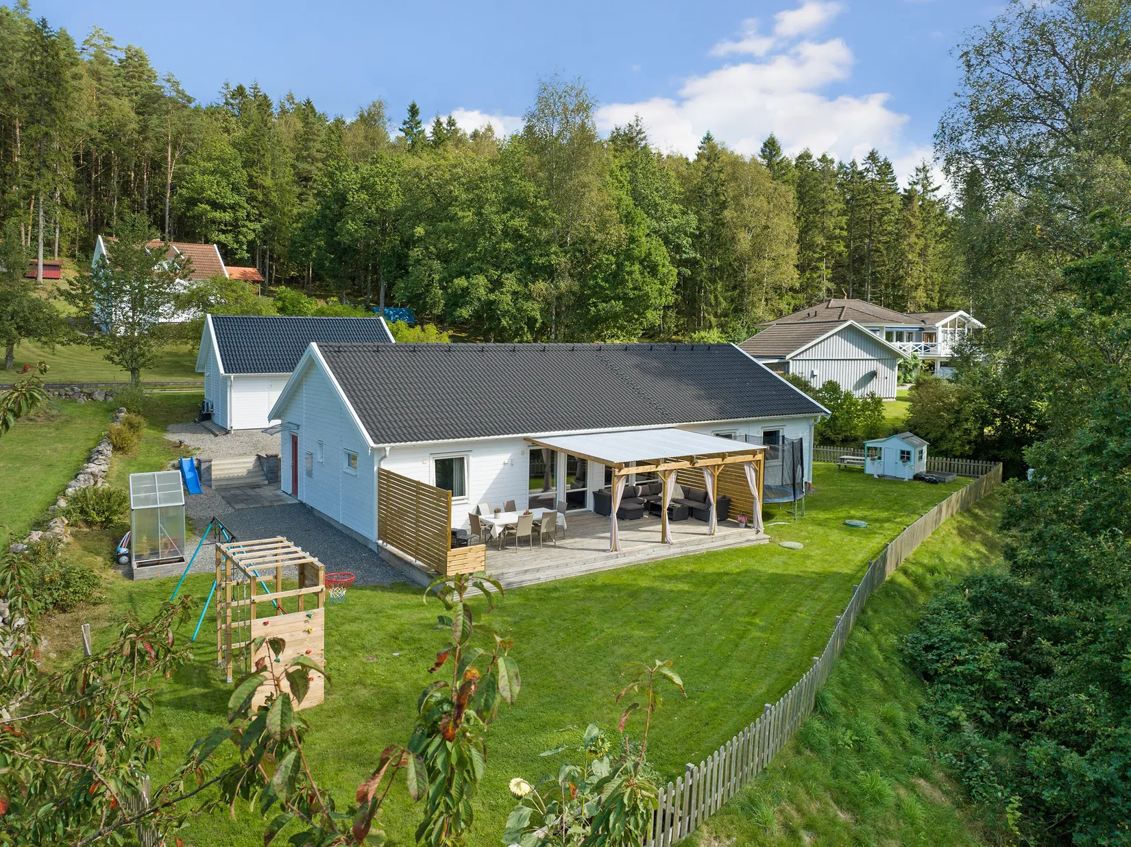 Villa, Aröd 357, Ljungskile, Uddevalla