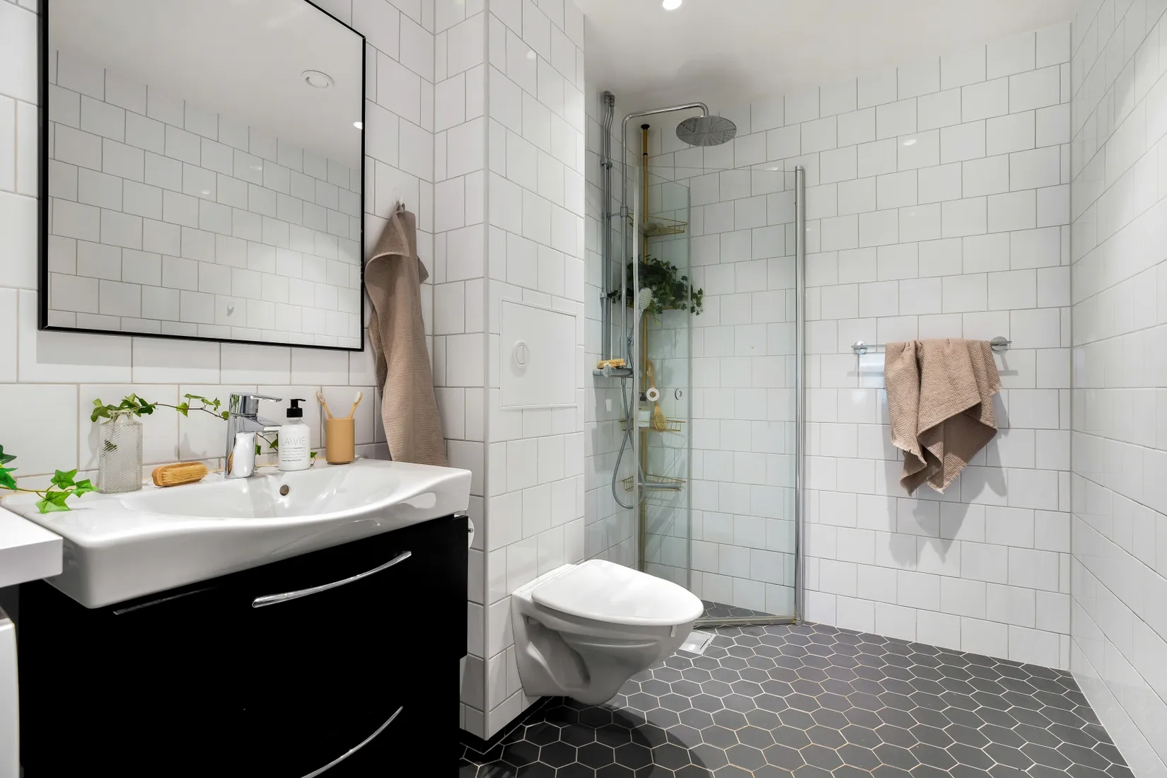 Bostadsrätt, Starrbäcksgatan 11A, Centrala Sundbyberg, Sundbyberg