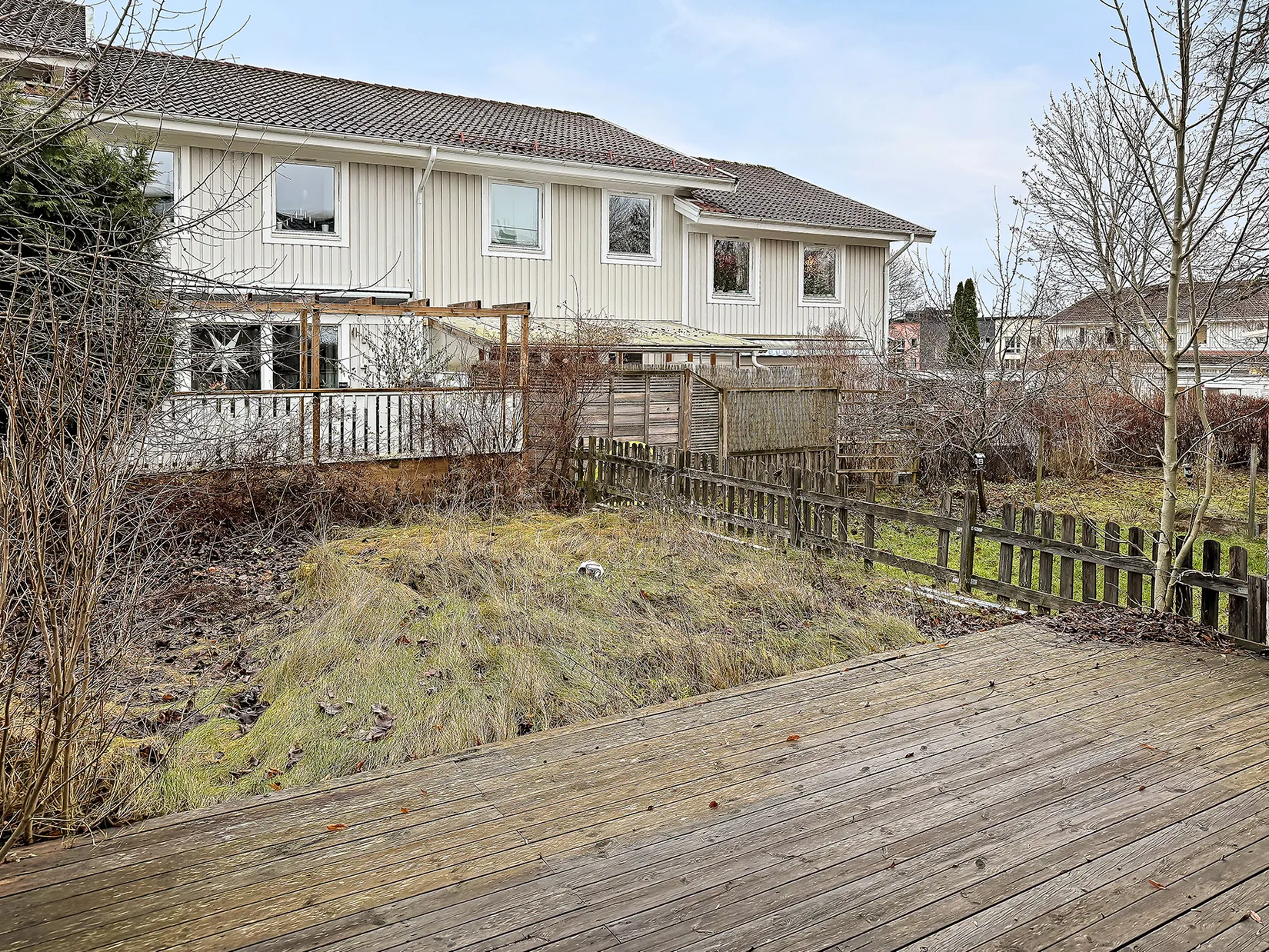 Villa, Radhus, Björkvallavägen 95, Upplands Väsby