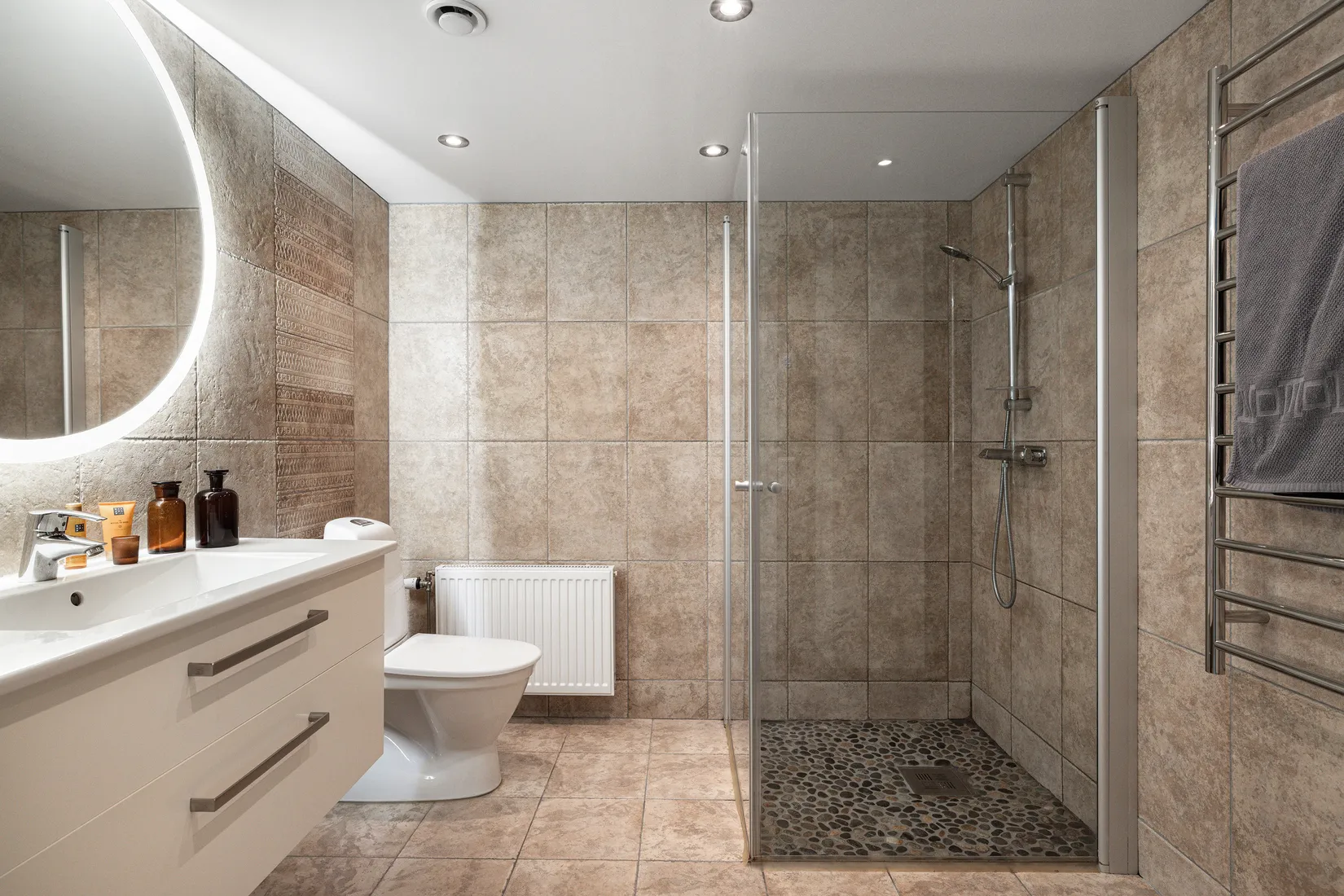 Villa, Ådalsvägen 35, Huskvarna, Jönköping