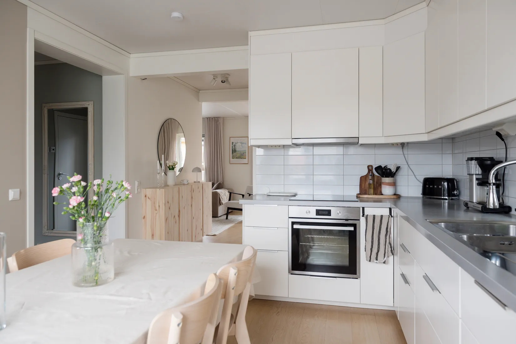 Bostadsrätt, Radhus, Gärdesvägen 1E, Bålsta Väppeby Äng, Håbo