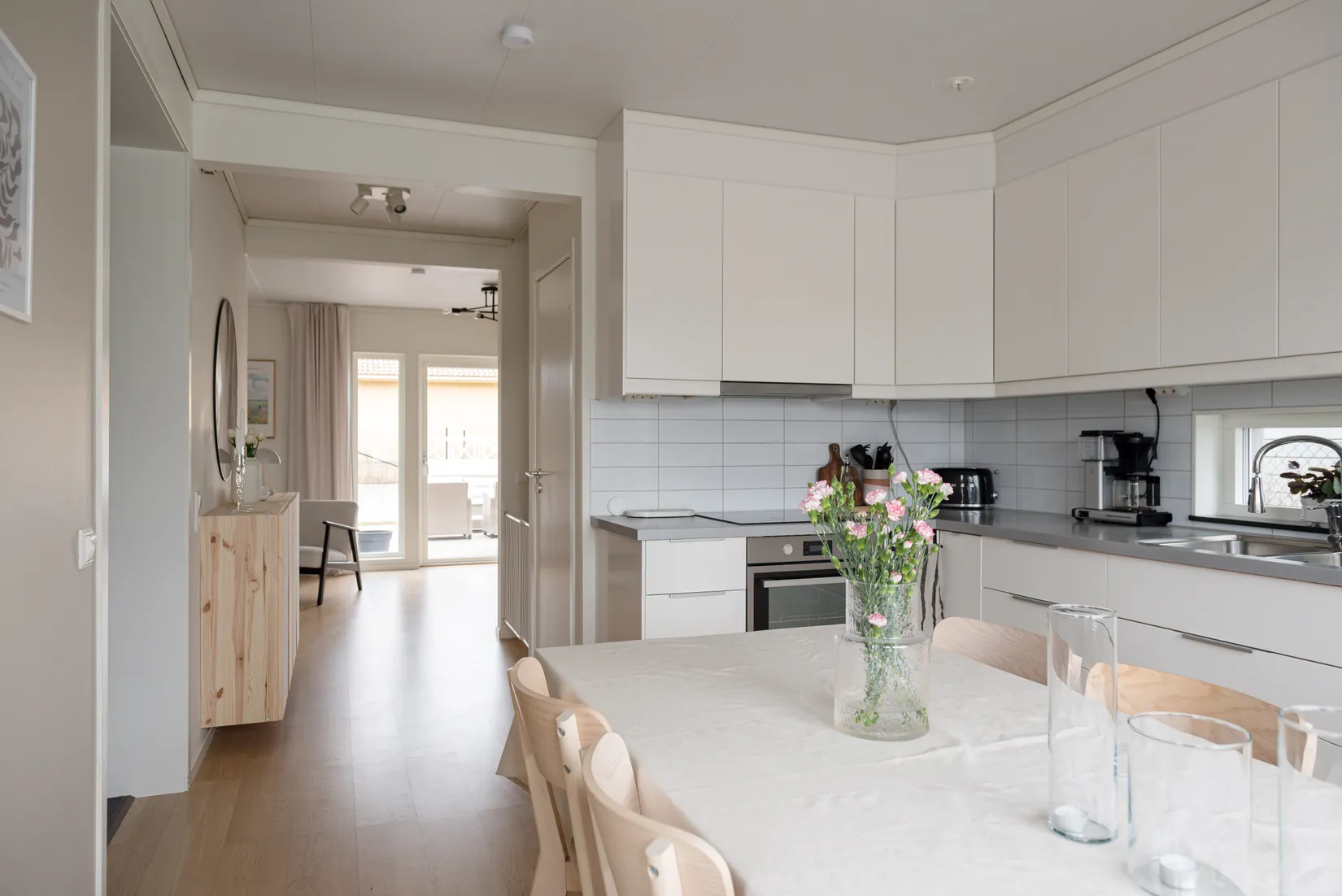 Bostadsrätt, Radhus, Gärdesvägen 1E, Bålsta Väppeby Äng, Håbo