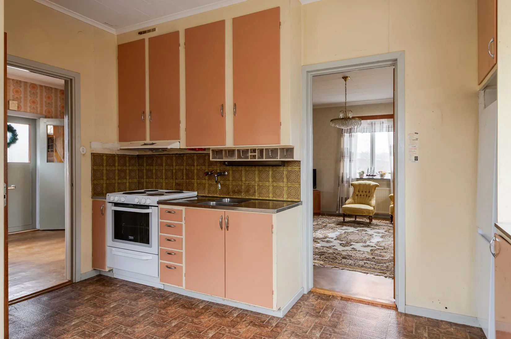 Villa, Abborrgränd 8, Hyddmarken, Motala