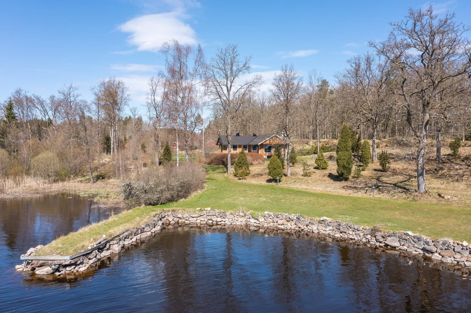 Villa, Skärvenäs 124 och 127, Skärvenäs, Ulricehamn