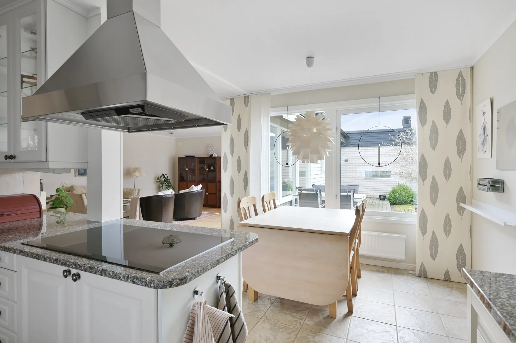 Villa, Radhus, Bandygränd 22, Ekerö Hummelvreten, Ekerö