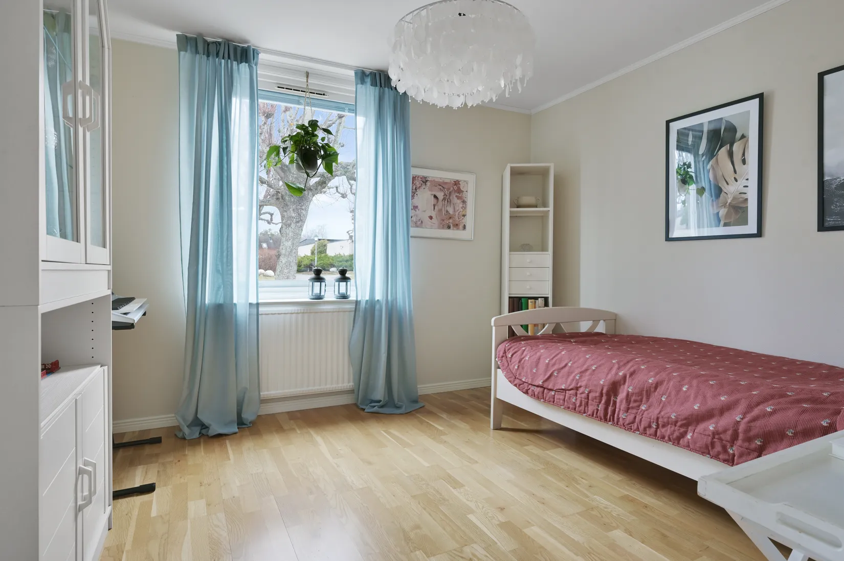 Villa, Radhus, Bandygränd 22, Ekerö Hummelvreten, Ekerö