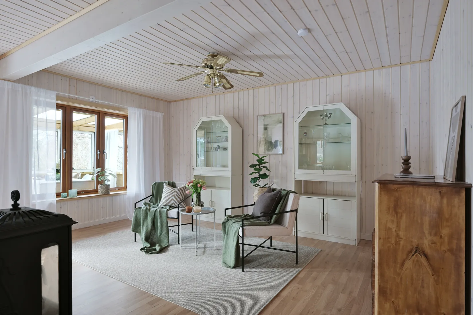 Villa, Aprilvägen 4, Trollbäcken, Tyresö