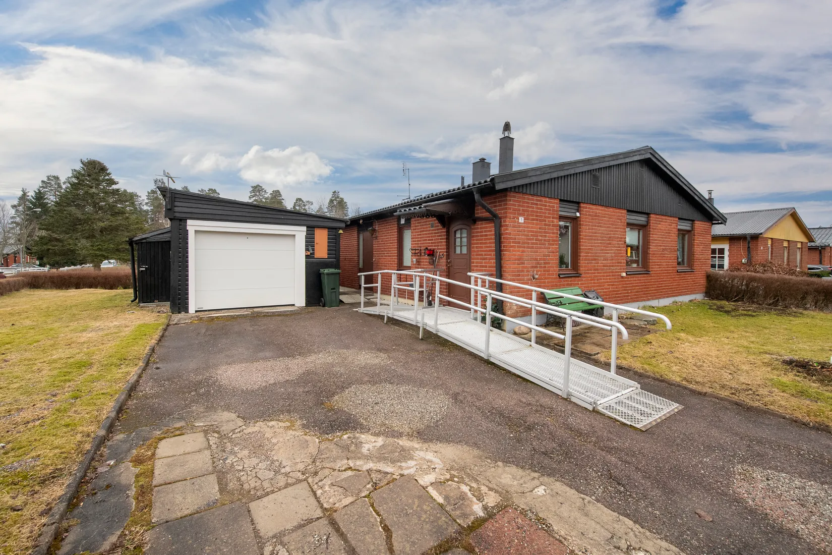 Villa, Smedvägen 3, Virsbo, Surahammar