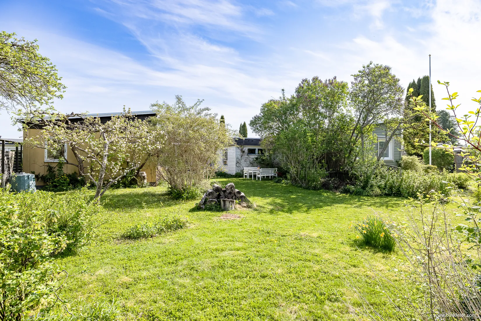 Villa, Radhus, Nämndemansvägen 38, Nåntuna, Uppsala