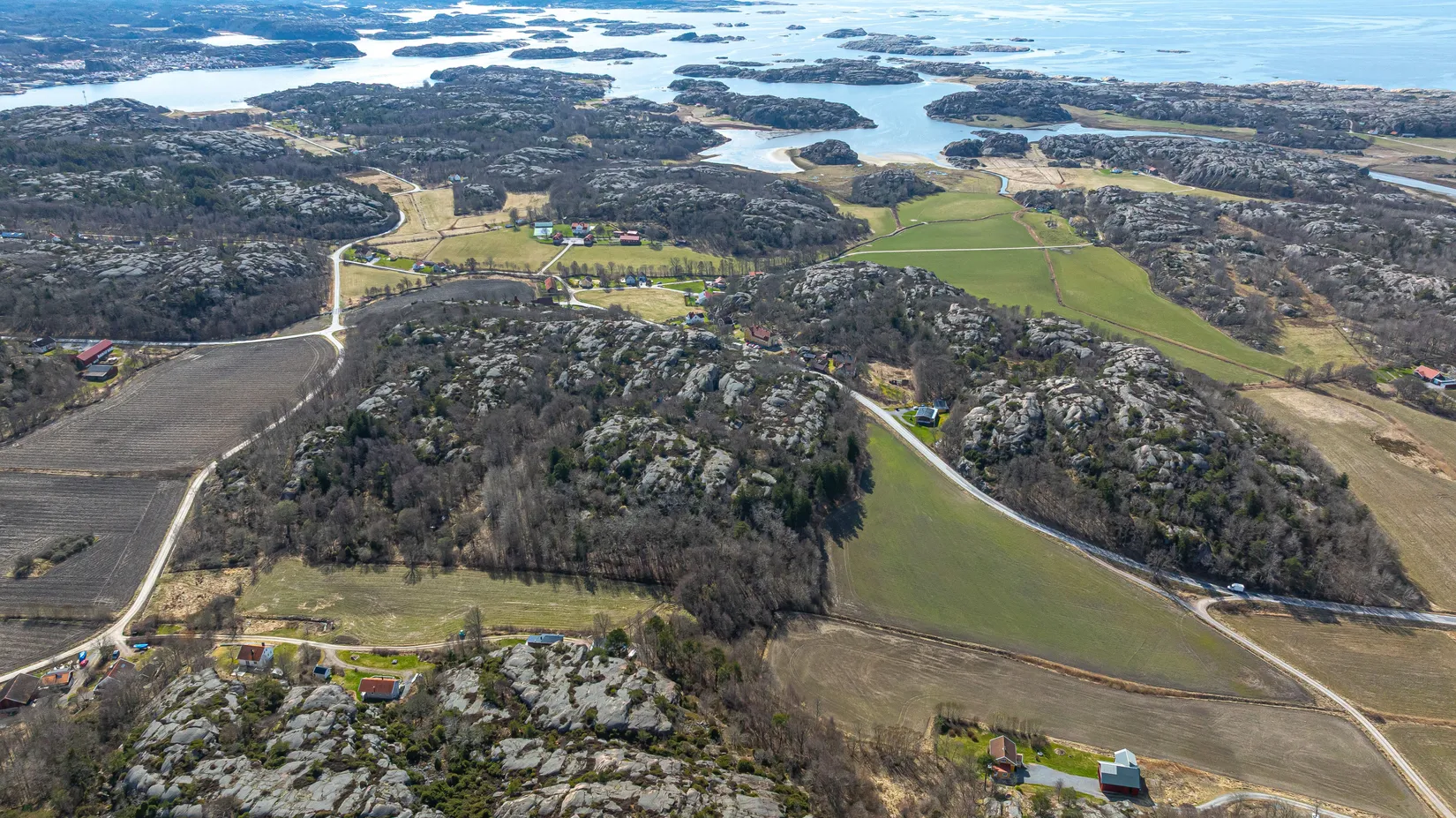 Gård/Skog, Gunneröd-51 ha, Hamburgsund, Tanum
