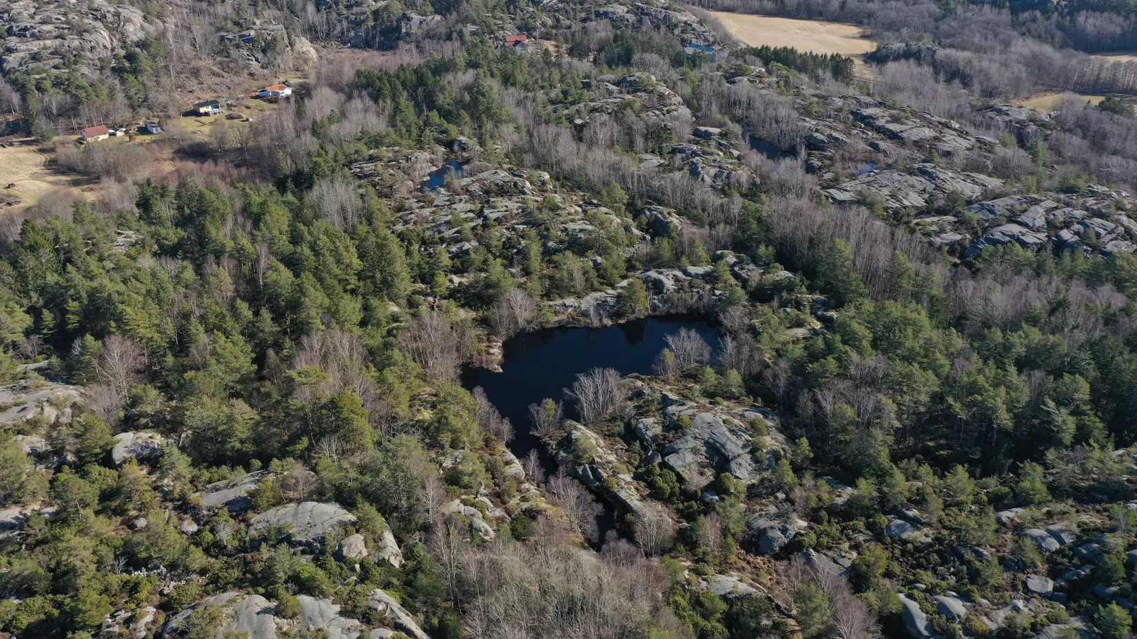 Gård/Skog, Gunneröd-51 ha, Hamburgsund, Tanum
