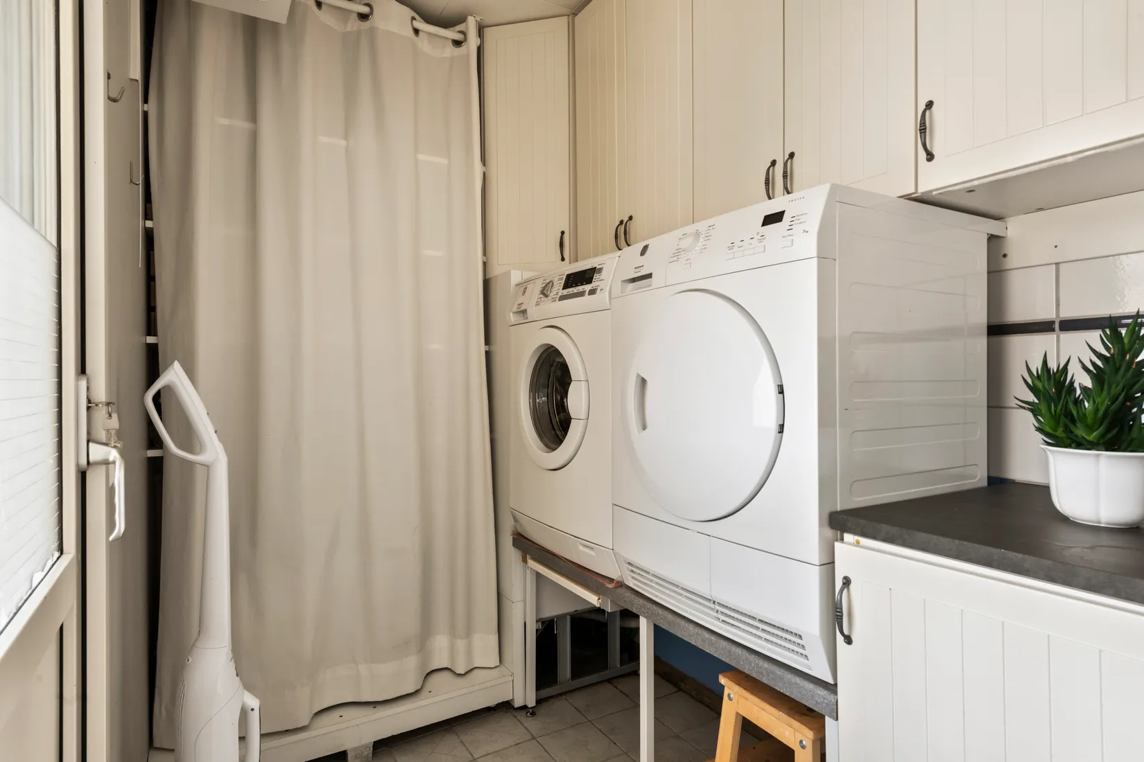 Villa, Ymervägen 38, Täby Kyrkby, Täby