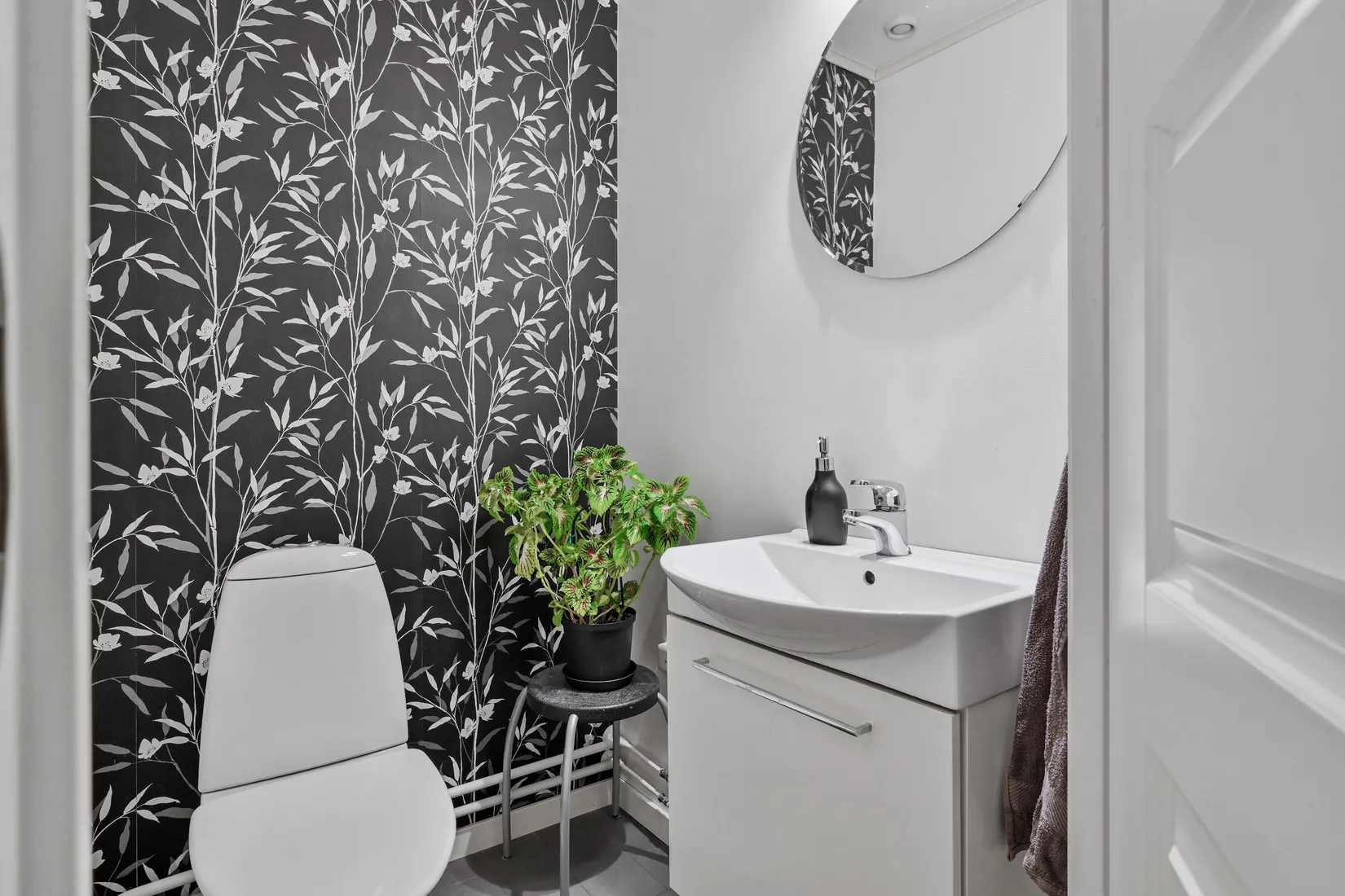 Villa, Lövmovägen 89, Bollstanäs, Upplands Väsby