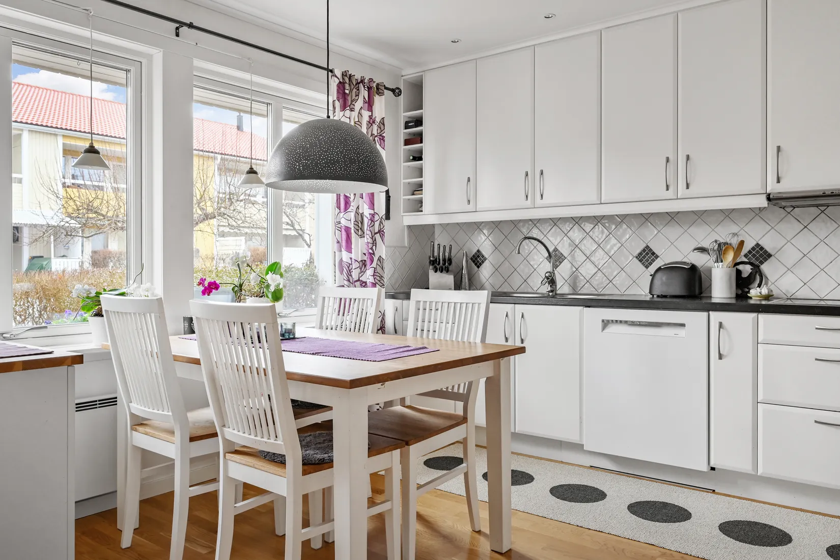 Villa, Lövmovägen 89, Bollstanäs, Upplands Väsby