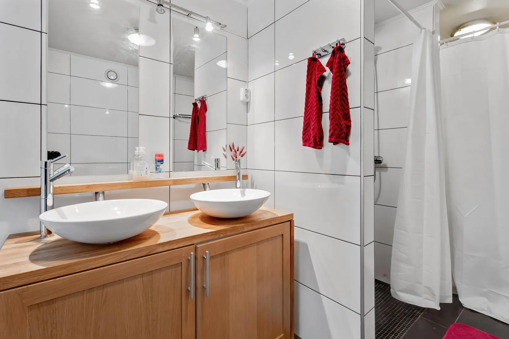 Villa, Rosendalsvägen 6, Tumba - Uttran, Botkyrka