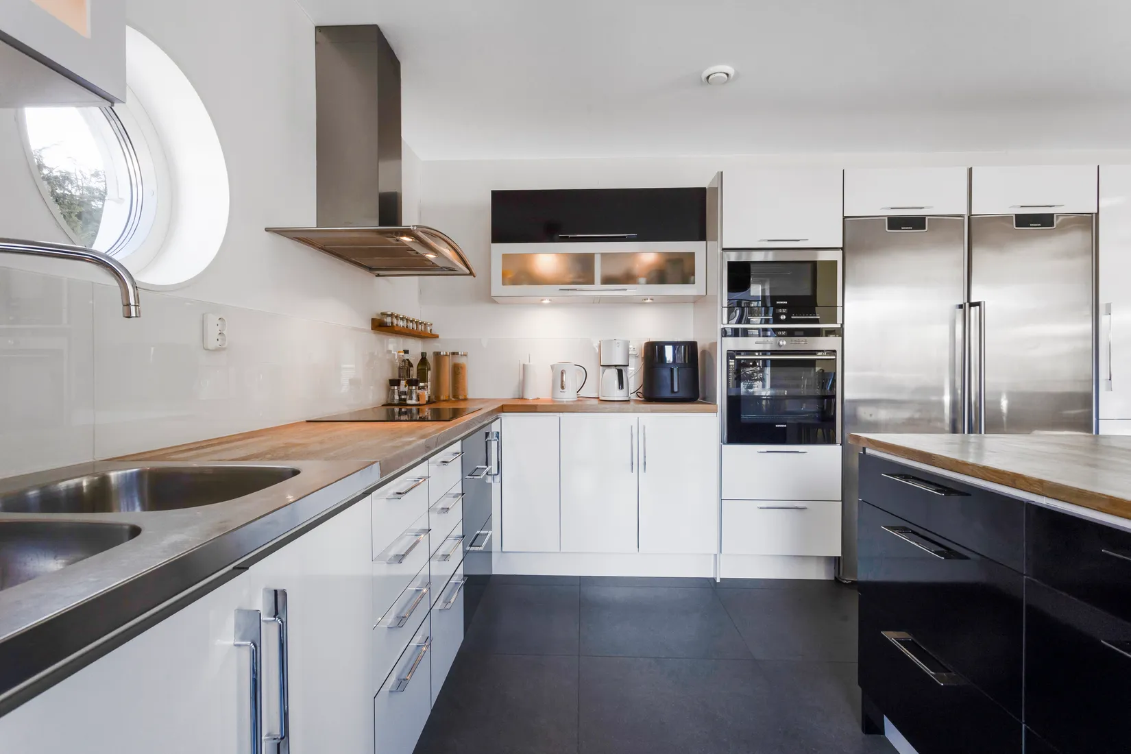 Villa, Rosendalsvägen 6, Tumba - Uttran, Botkyrka