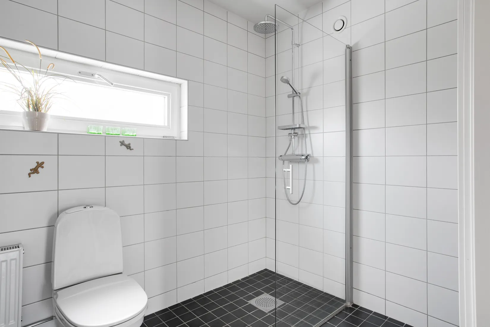 Villa, Radhus, Greta Arwidssons väg 20, Fornby, Uppsala