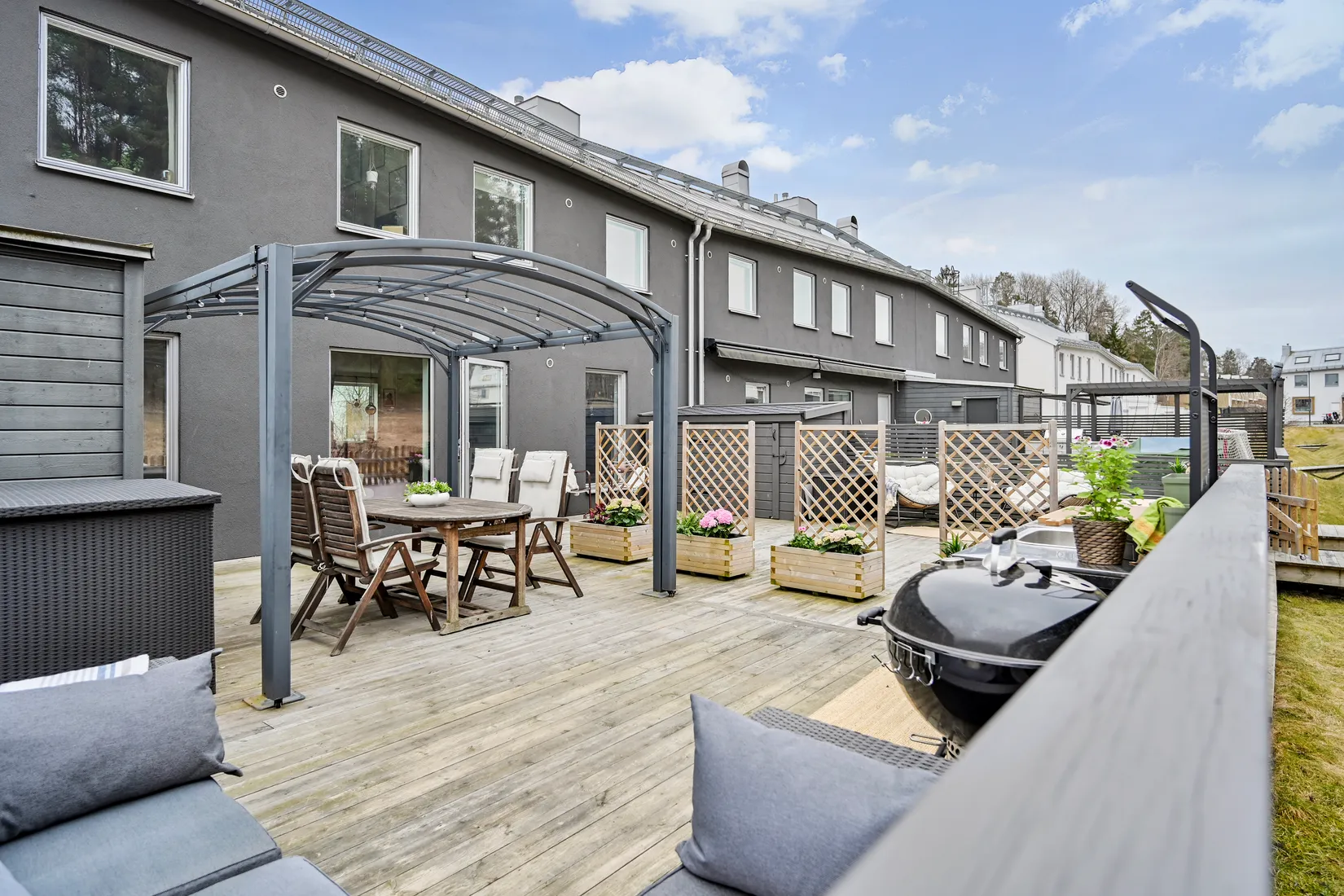 Villa, Radhus, Oxundavägen 131, Wäckare Äng, Upplands Väsby