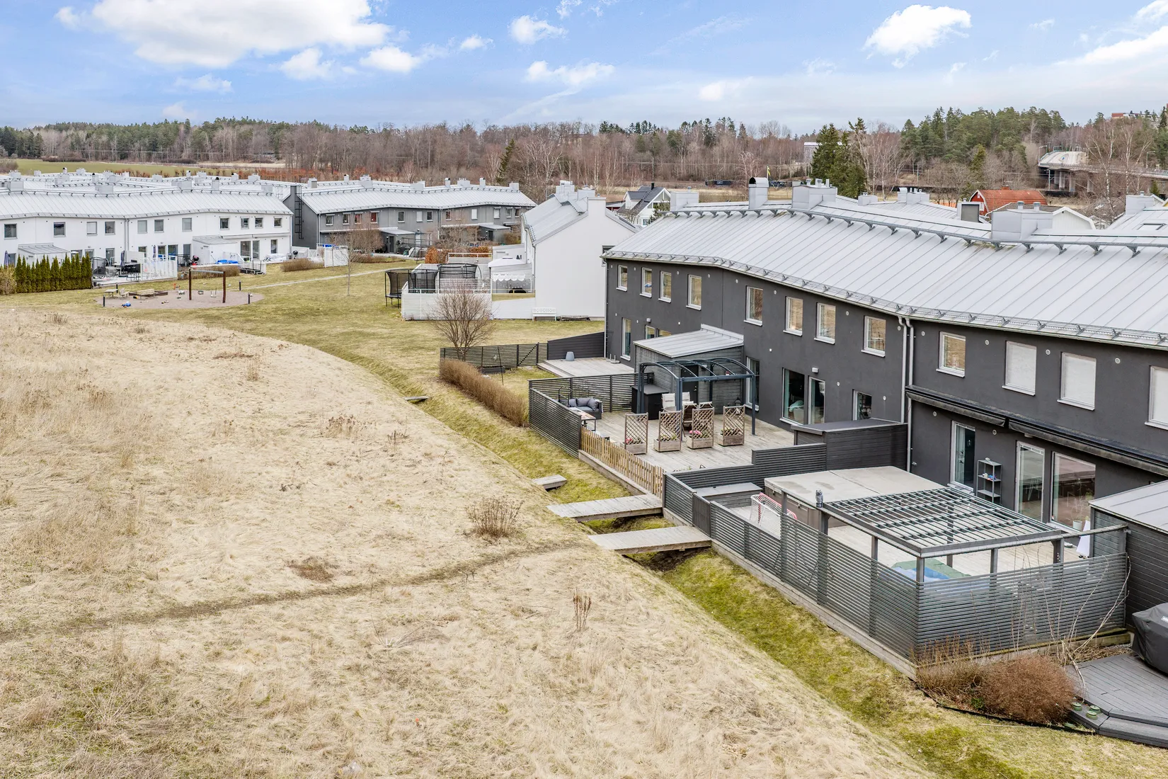 Villa, Radhus, Oxundavägen 131, Wäckare Äng, Upplands Väsby