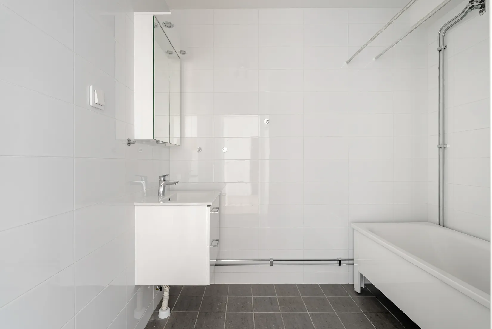 Bostadsrätt, Ekholmsvägen 220, Skärholmen, Stockholm