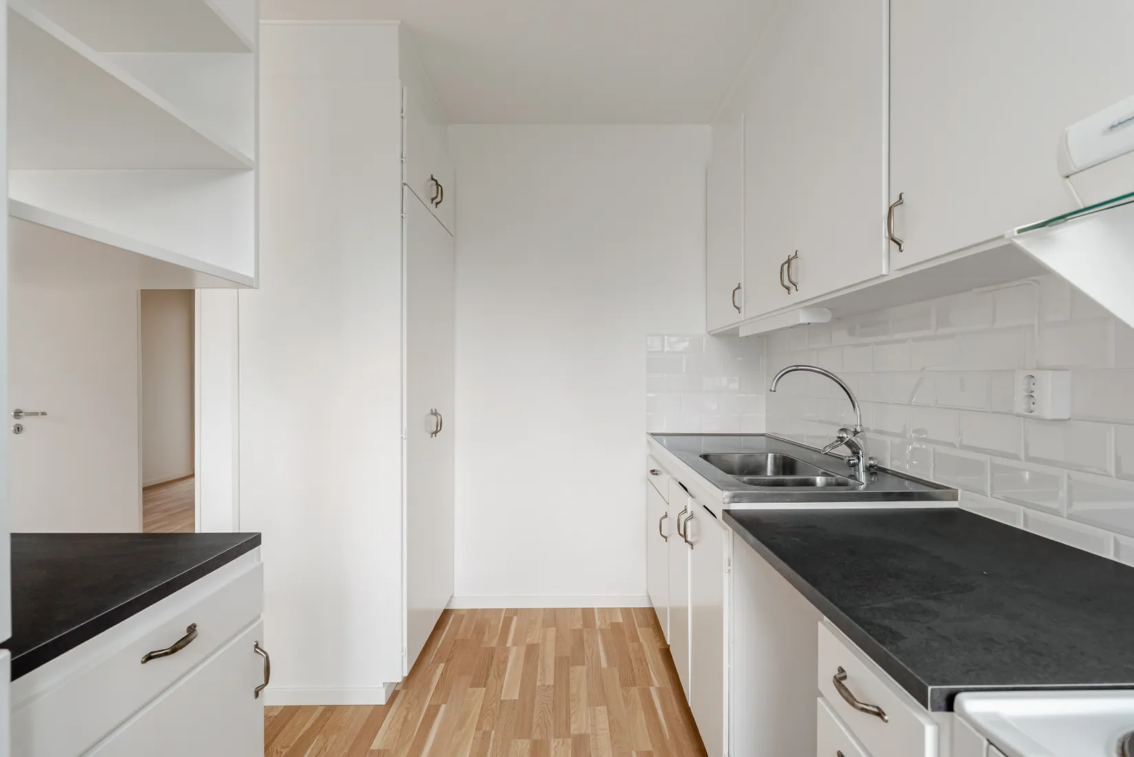 Bostadsrätt, Ekholmsvägen 220, Skärholmen, Stockholm