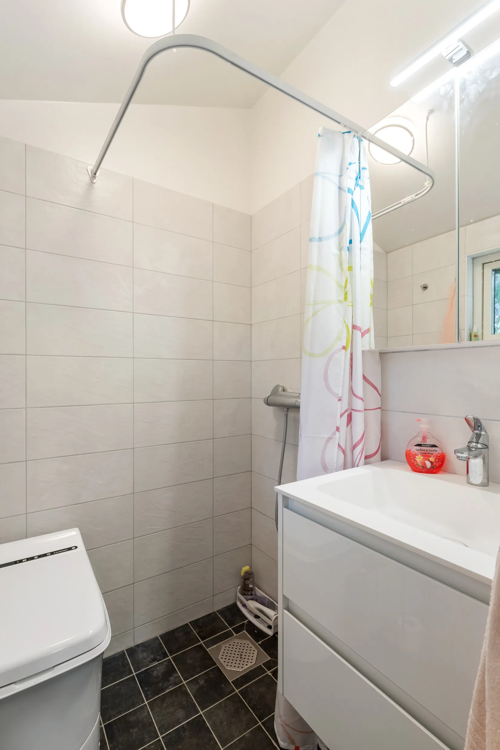 Fritidshus, Bergsrundan 6, Bolby, Österåker