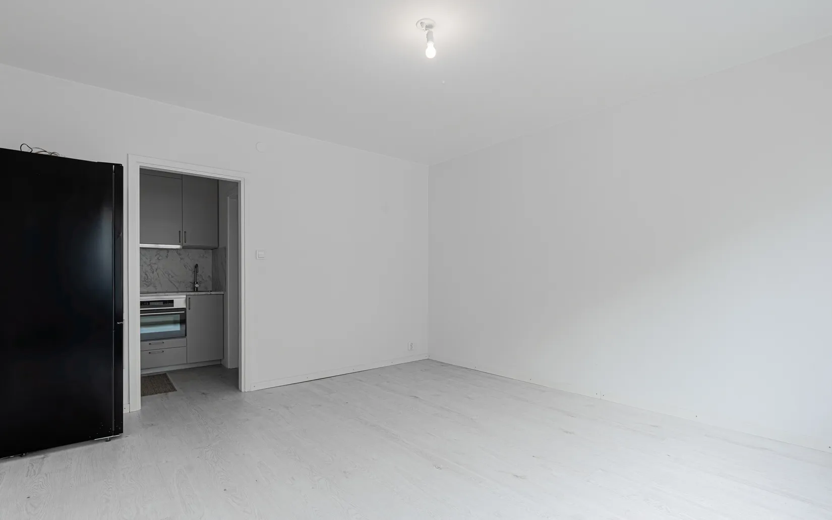 Bostadsrätt, Förrådsvägen 15, Centrala Huddinge, Huddinge