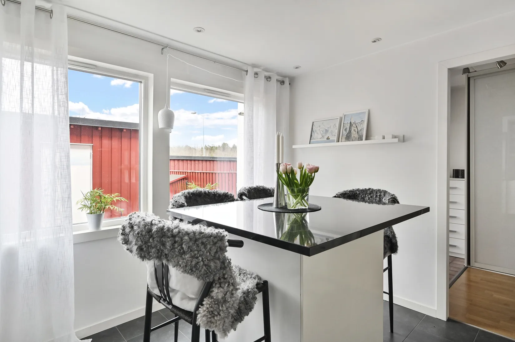 Radhus, Lingonvägen 7, Hemmesta, Värmdö