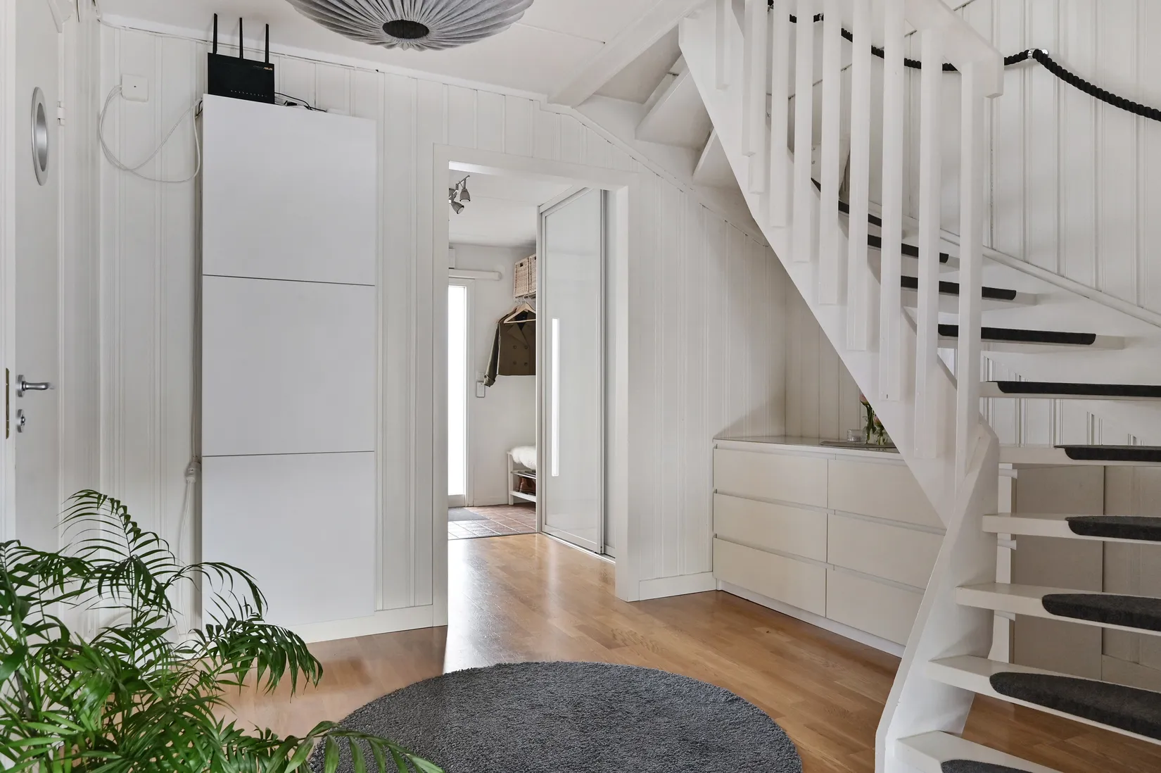 Radhus, Lingonvägen 7, Hemmesta, Värmdö