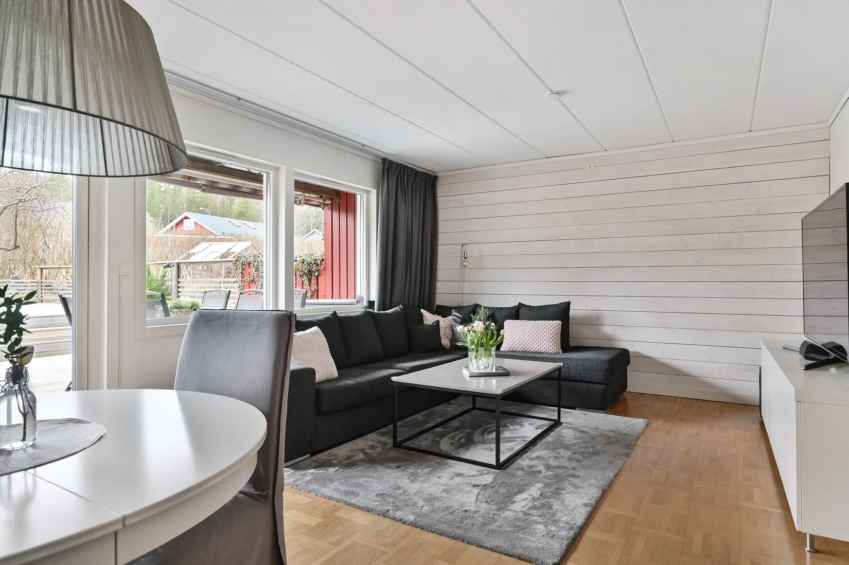 Radhus, Lingonvägen 7, Hemmesta, Värmdö