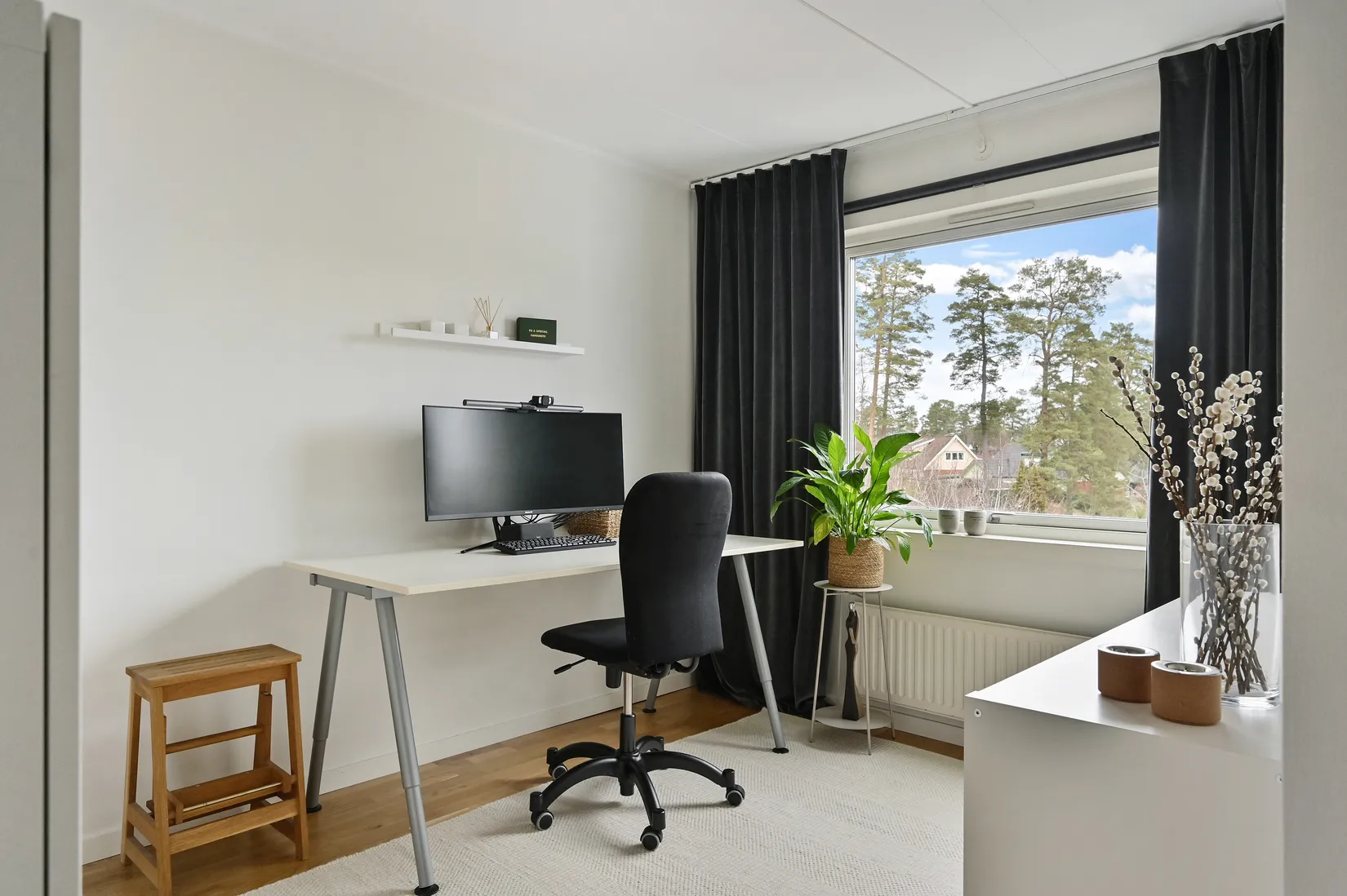 Radhus, Lingonvägen 7, Hemmesta, Värmdö