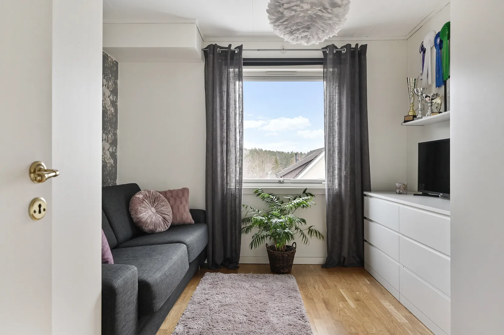 Radhus, Lingonvägen 7, Hemmesta, Värmdö