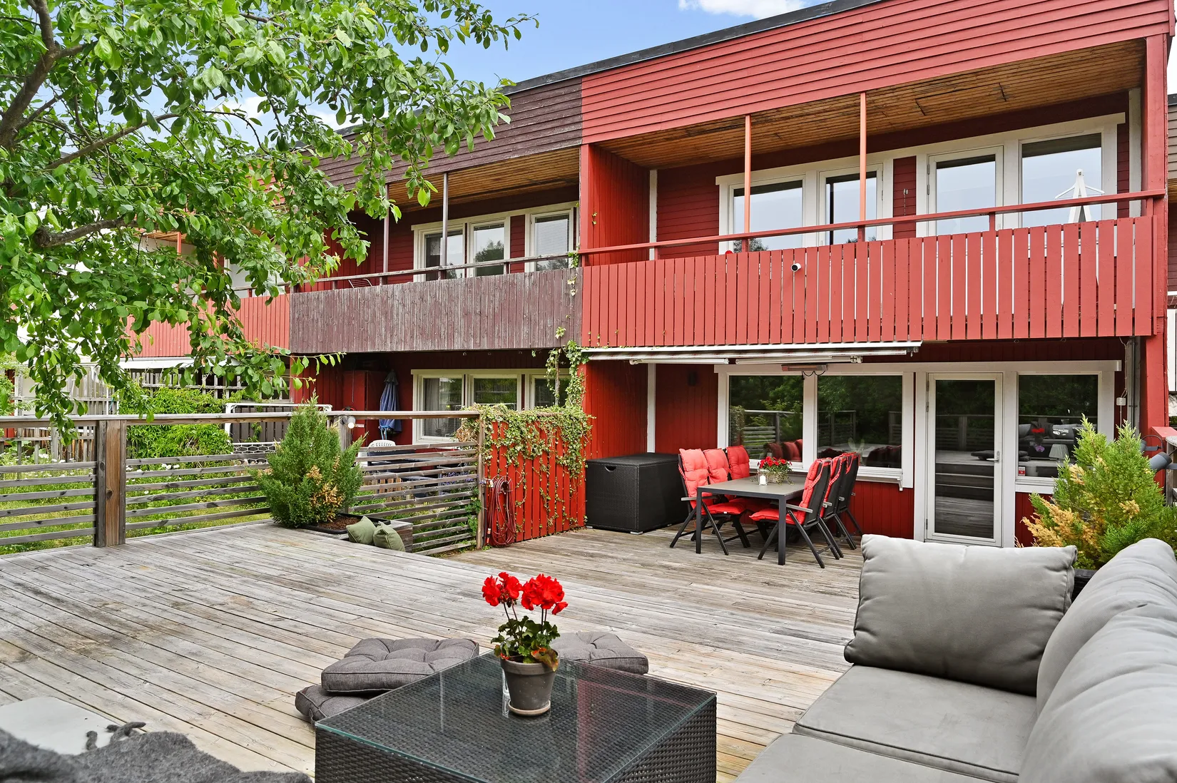 Radhus, Lingonvägen 7, Hemmesta, Värmdö