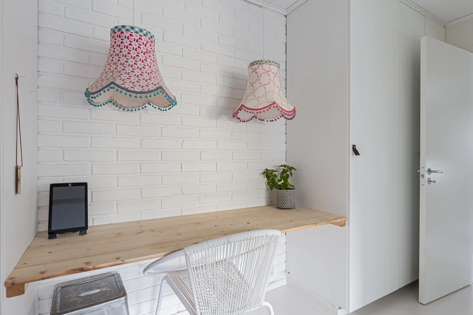 Villa, Radhus, Barkarö Bygata 5, Barkarö, Västerås