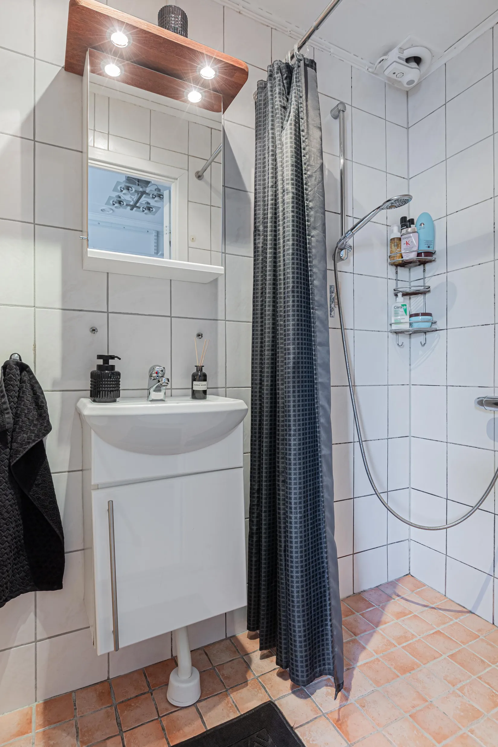 Villa, Radhus, Barkarö Bygata 5, Barkarö, Västerås