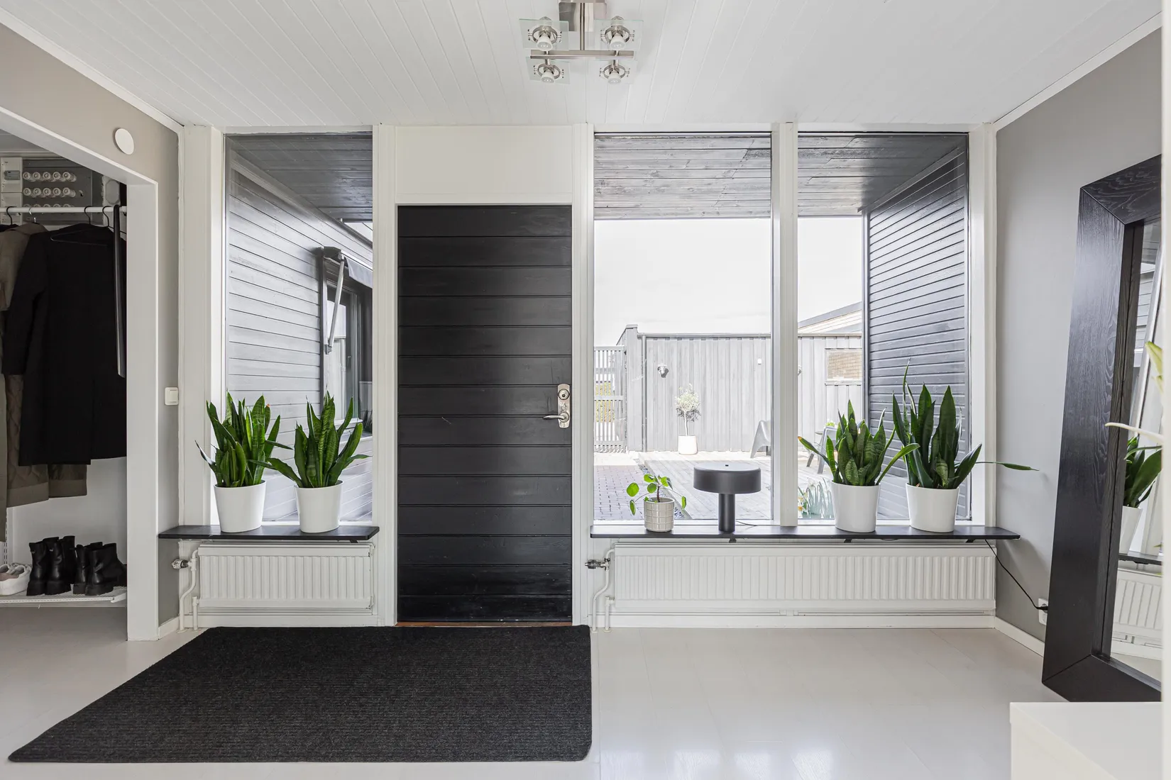 Villa, Radhus, Barkarö Bygata 5, Barkarö, Västerås