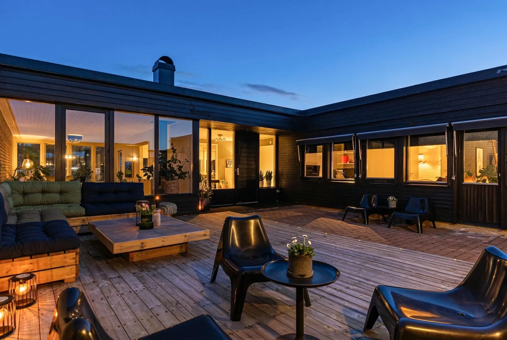 Villa, Radhus, Barkarö Bygata 5, Barkarö, Västerås