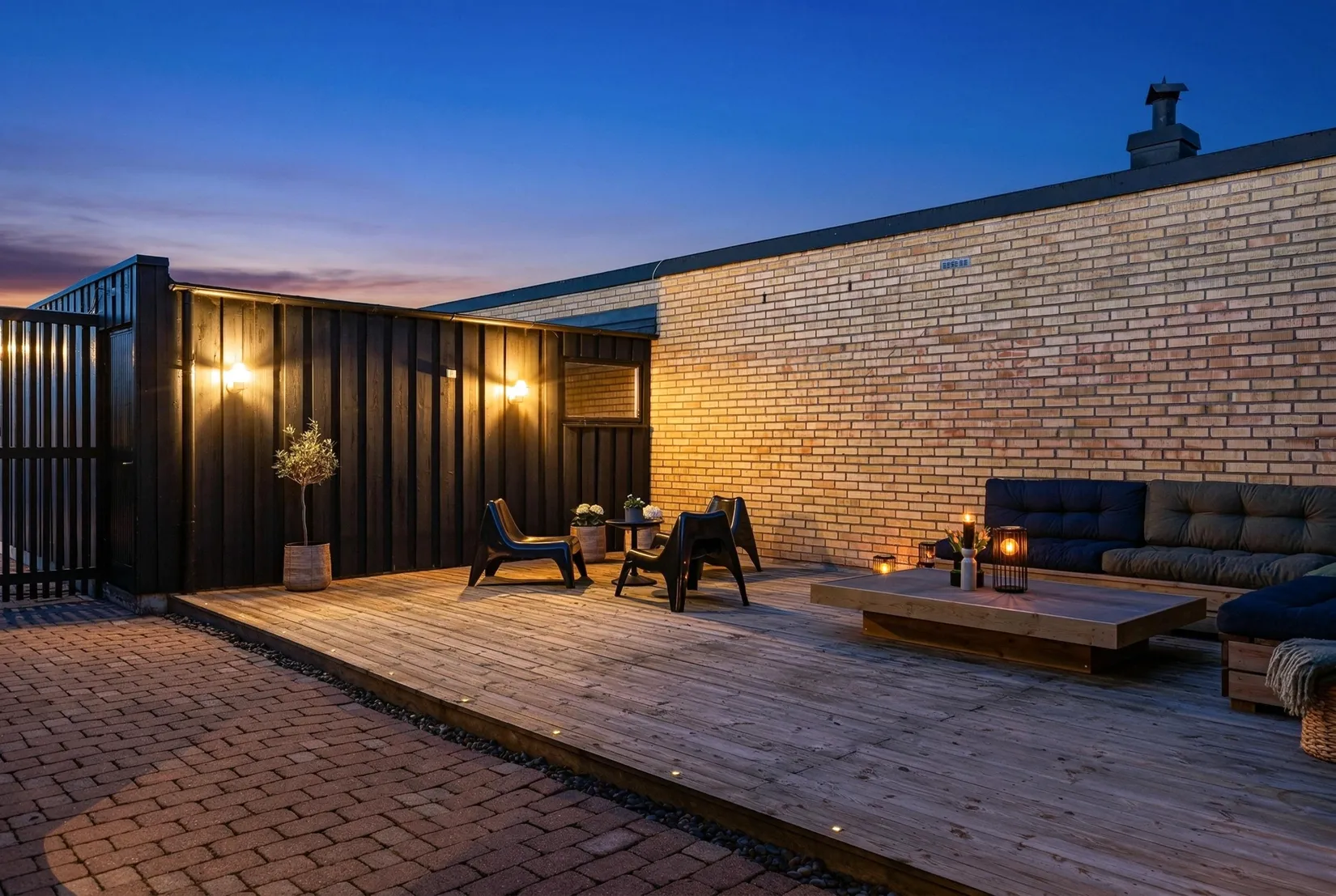 Villa, Radhus, Barkarö Bygata 5, Barkarö, Västerås