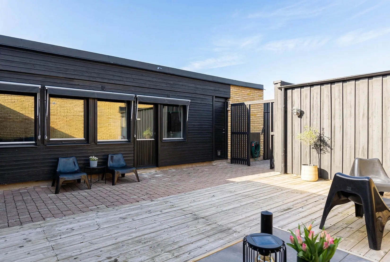 Villa, Radhus, Barkarö Bygata 5, Barkarö, Västerås