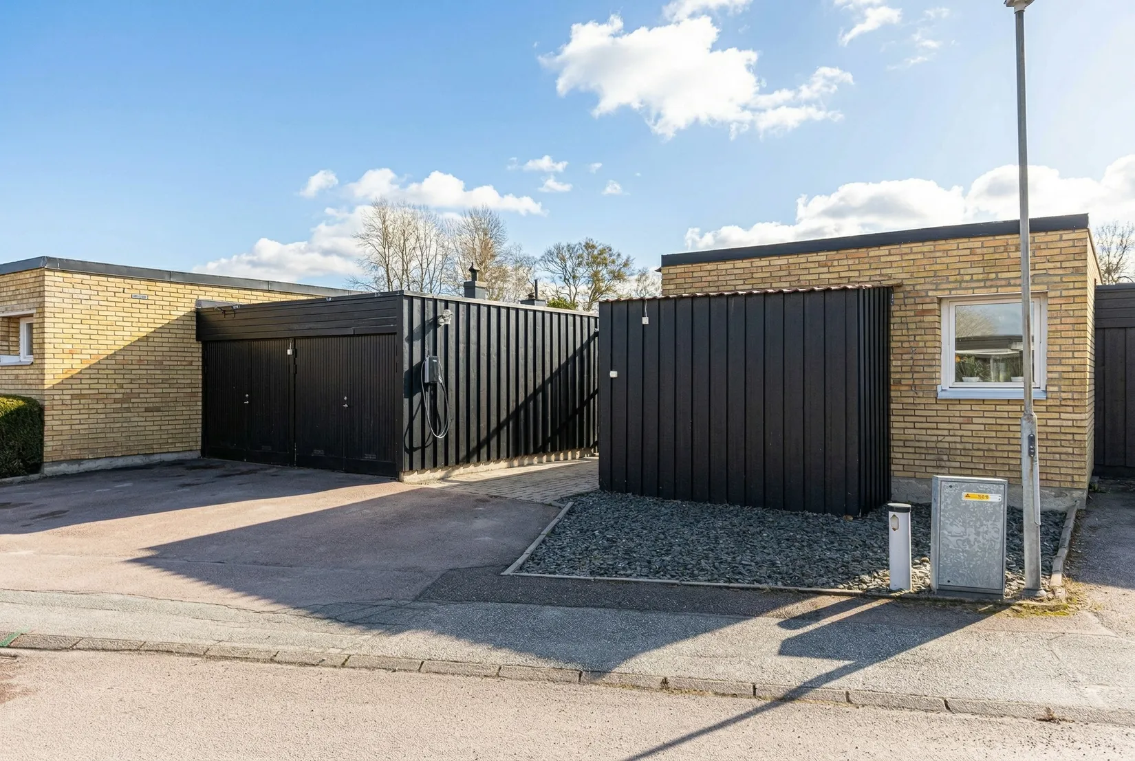 Villa, Radhus, Barkarö Bygata 5, Barkarö, Västerås