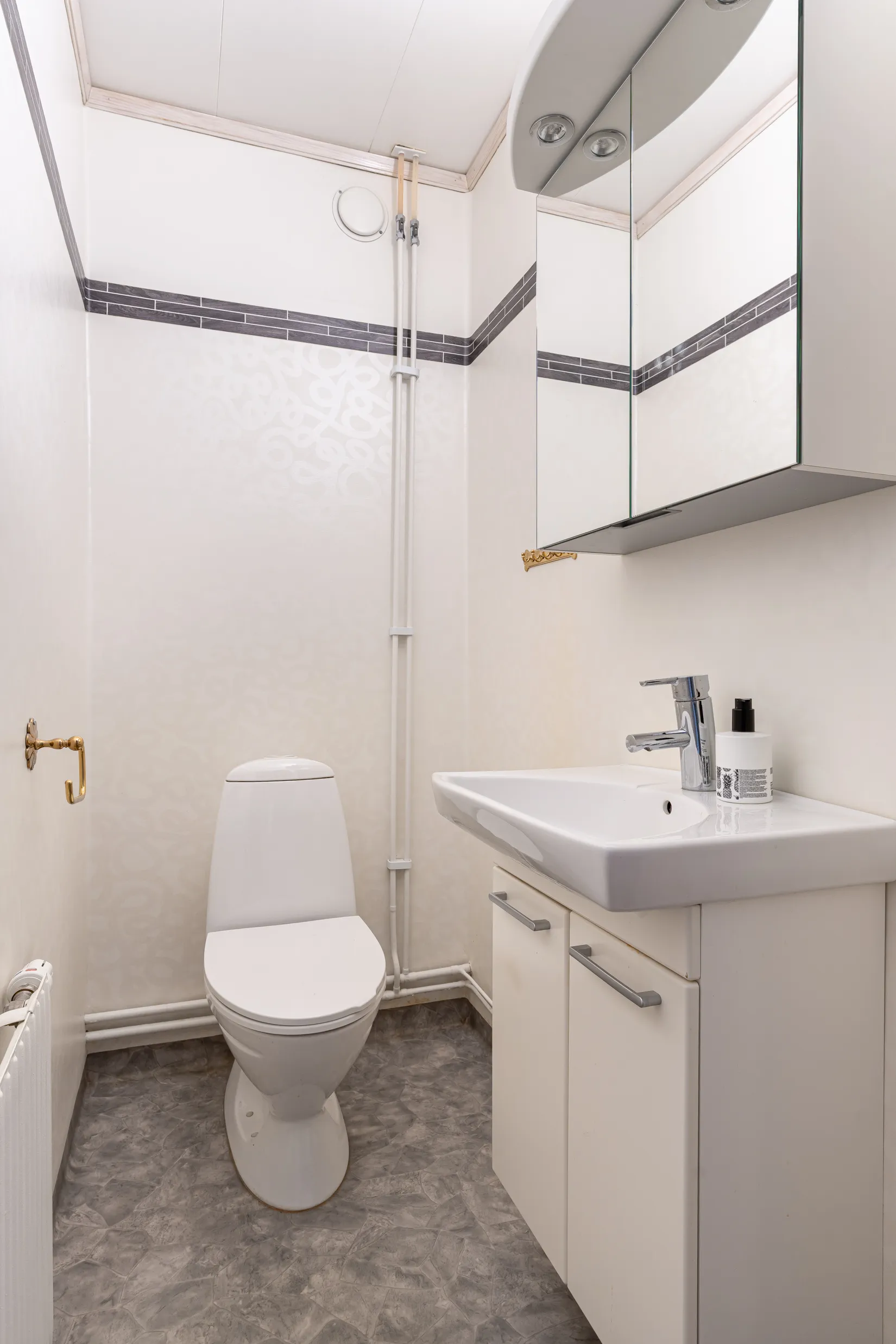 Villa, Radhus, Äppelstigen 30, Slagsta, Eskilstuna