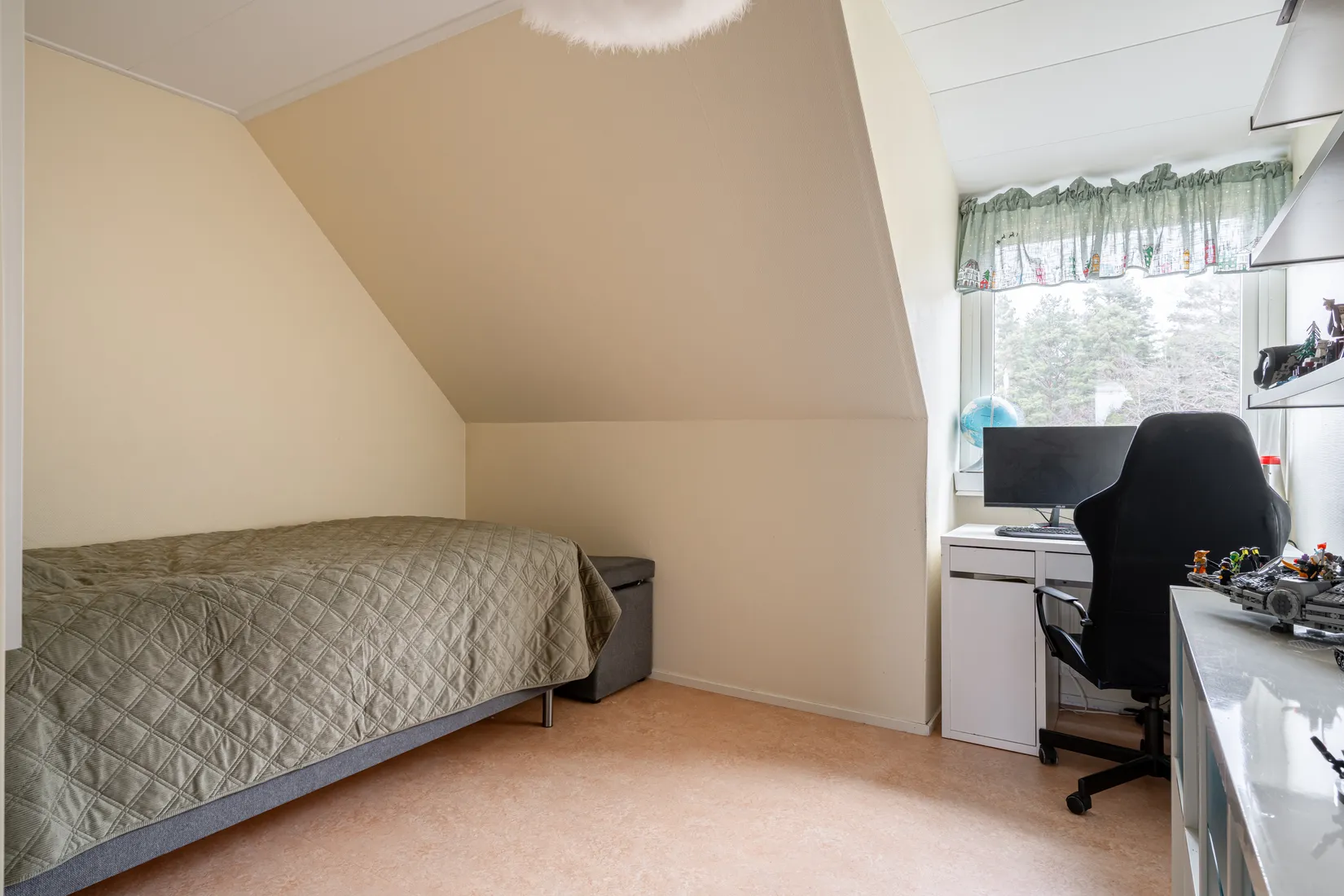 Villa, Radhus, Äppelstigen 30, Slagsta, Eskilstuna