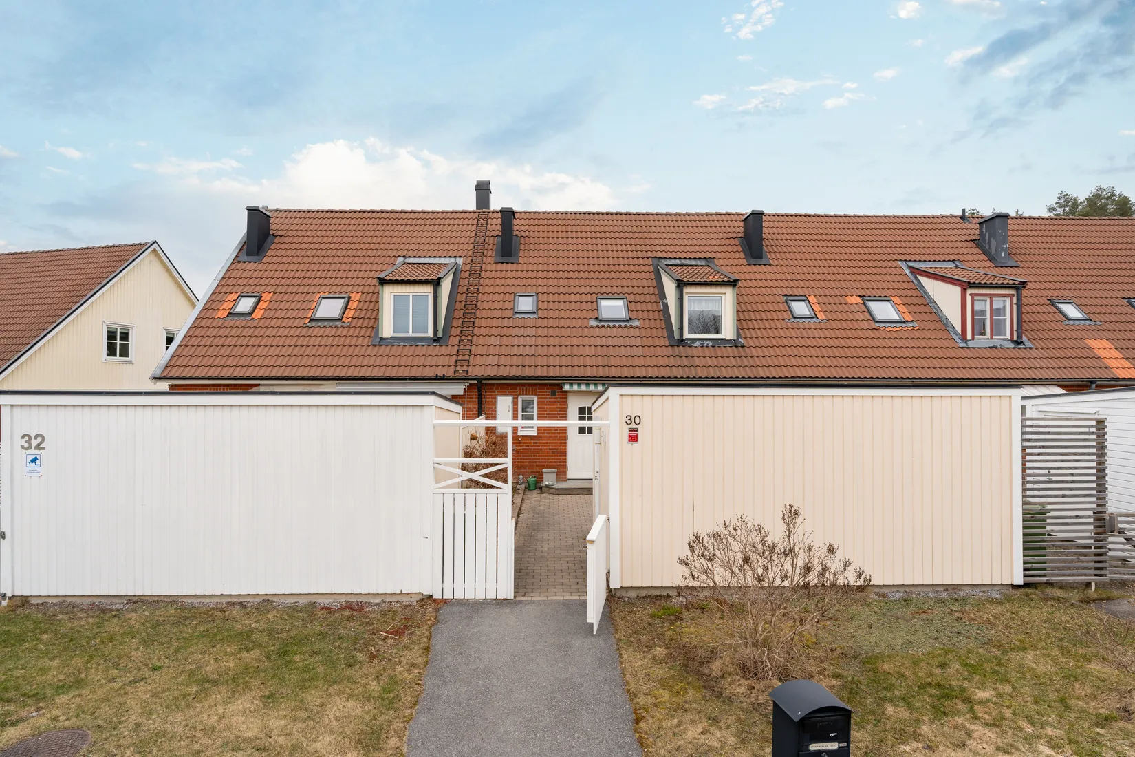 Villa, Radhus, Äppelstigen 30, Slagsta, Eskilstuna